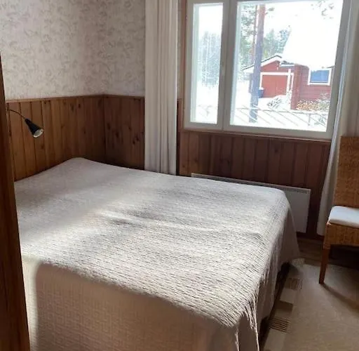 Karhurinne Koli Nyaraló *