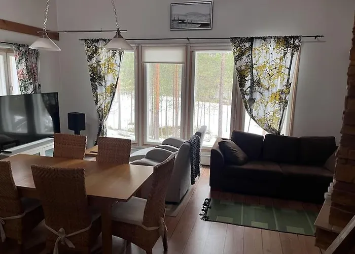 Karhurinne Koli 度假居 Hattusaari