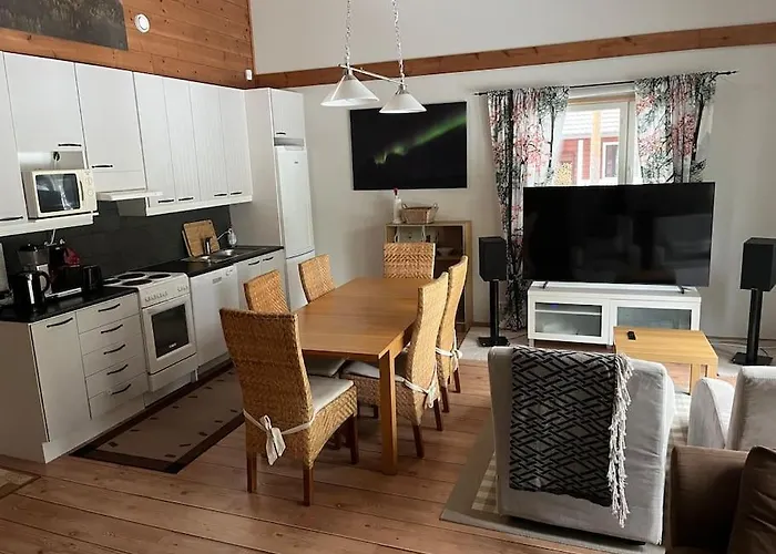 Karhurinne Koli Tatil Evi Hattusaari